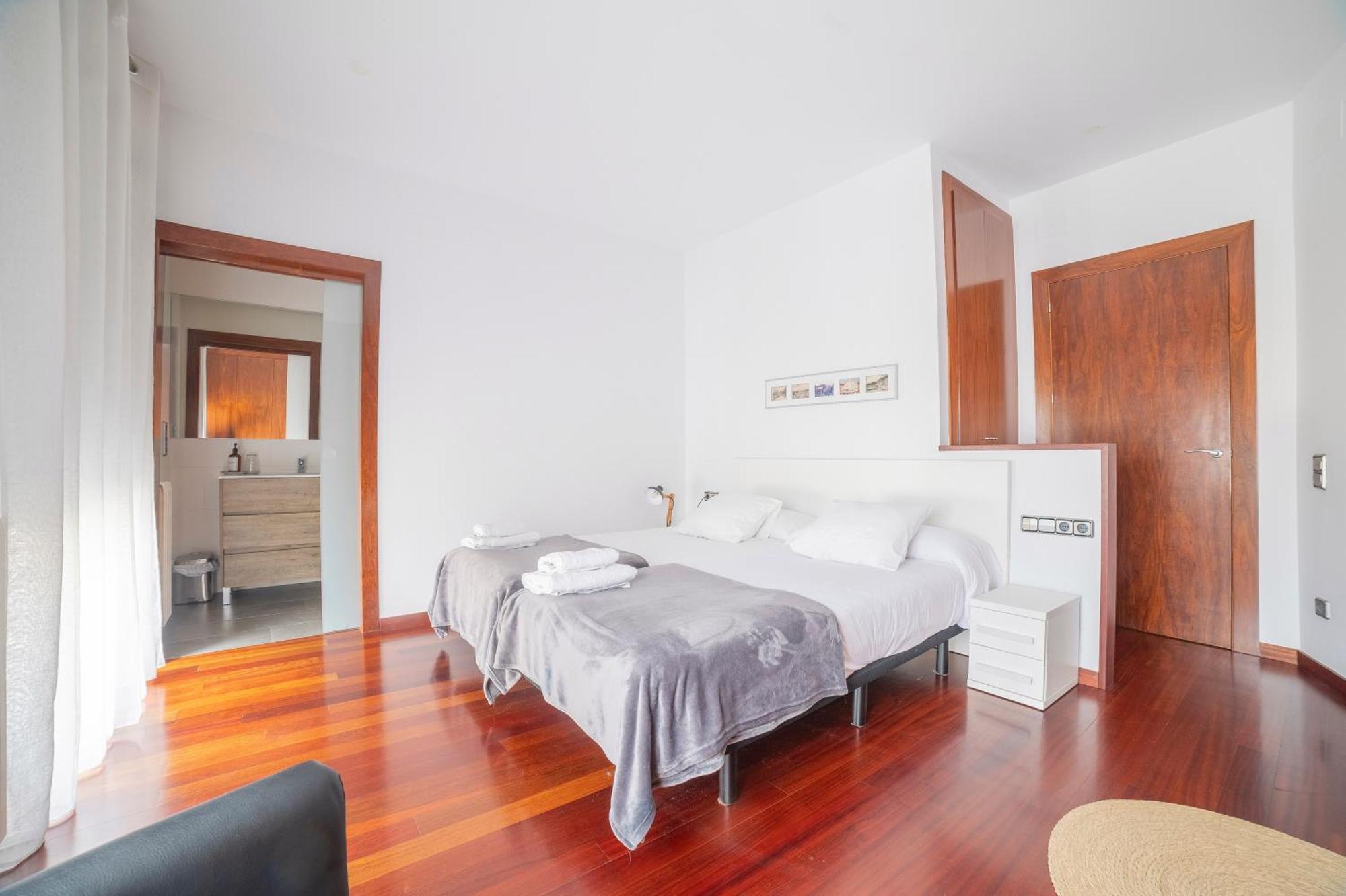 ויק Mazi Apartments Colon מראה חיצוני תמונה