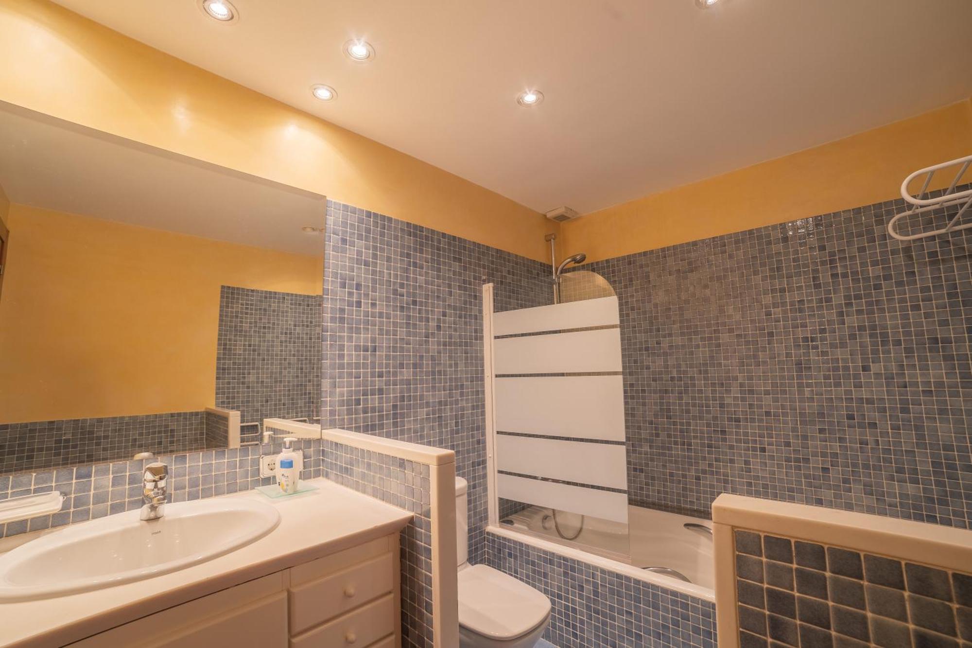 ויק Mazi Apartments Colon מראה חיצוני תמונה