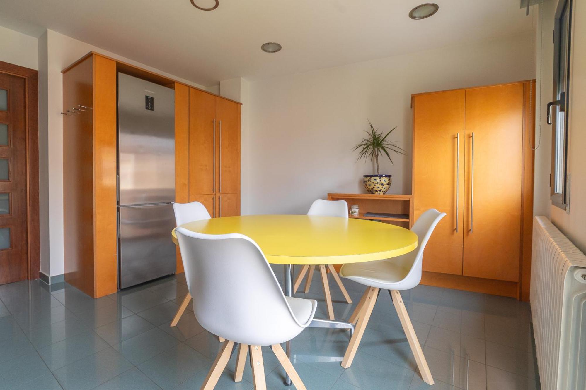 ויק Mazi Apartments Colon מראה חיצוני תמונה